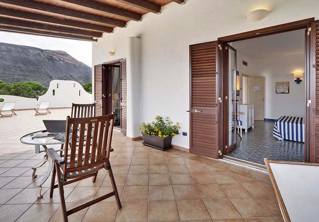 Triple Room with Terrace in Italy